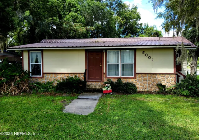 Photo 1 of Single family home for sale at 5000 Elm St, Welaka, FL 32193 | MLS# 2165674 | Listing updated on 2026-09-30