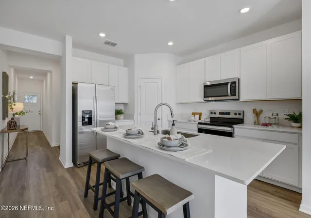 Photo 4 of Townhouse for sale at 5537 Arrow Ln, Jacksonville, FL 32210 | MLS# 2165690 | Listing updated on 2026-10-05
