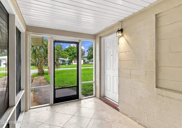 Photo 3 of Single family home for sale at 4117 E Eve Dr, Jacksonville, FL 32246 | MLS# 2166121 | Listing updated on 2026-10-07