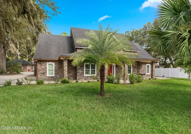 Photo 3 of Single family home for sale at 11017 Hood Rd S, Jacksonville, FL 32257 | MLS# 2165769 | Listing updated on 2026-09-27