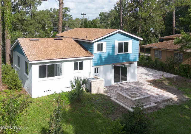 Photo 2 of Single family home for sale at 1811 Mills Rd, Jacksonville, FL 32216 | MLS# 2167129 | Listing updated on 2026-10-29