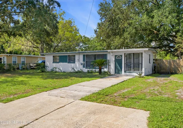 Photo 2 of Single family home for sale at 1818 Sunrise Dr, Jacksonville, FL 32246 | MLS# 2165892 | Listing updated on 2026-09-27