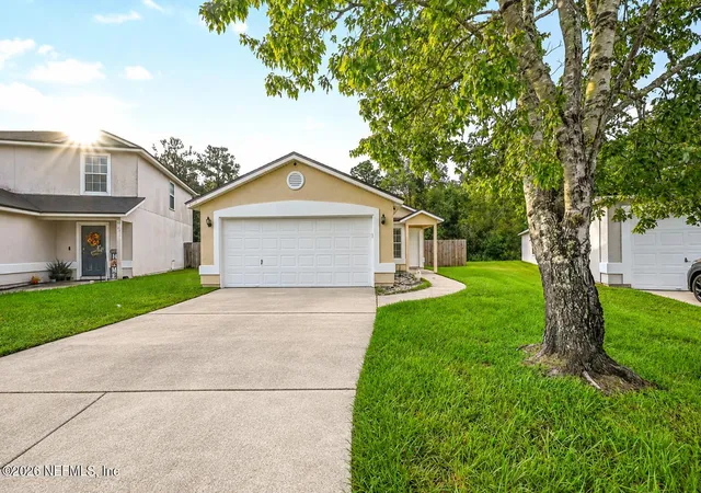 Photo 2 of Single family home for sale at 1949 Longneedle Ln, Middleburg, FL 32068 | MLS# 2165878 | Listing updated on 2026-10-09