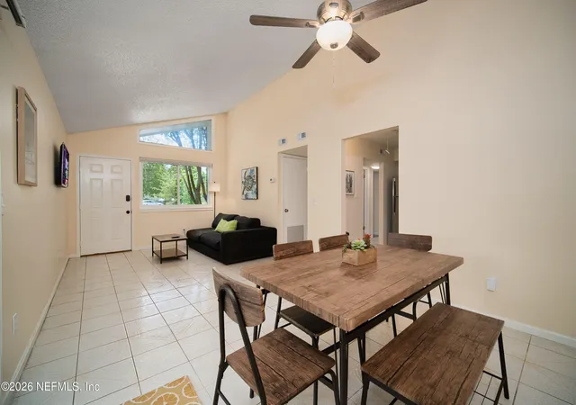 Listing Photo 5 - Condo for sale in building located at 4770 San Jose Manor Dr W, Jacksonville, FL 32217 - Unit #1