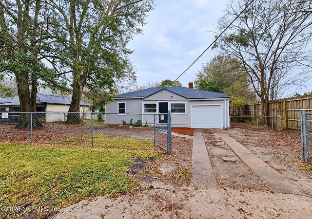 Photo 1 of Sale Pending at 3524 Andrews St, Jacksonville, FL 32254 | MLS# 2165835 | Listing updated on 2026-09-21
