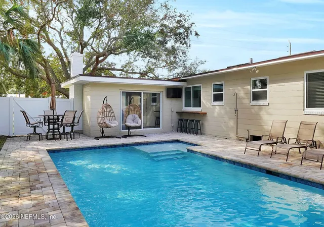 Photo 1 of Single family home for sale at 101 Carver St W, Saint Augustine, FL 32080 | MLS# 2165838 | Listing updated on 2026-09-21
