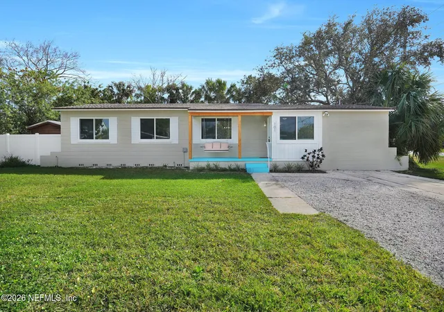 Photo 2 of Single family home for sale at 101 Carver St W, Saint Augustine, FL 32080 | MLS# 2165838 | Listing updated on 2026-09-21