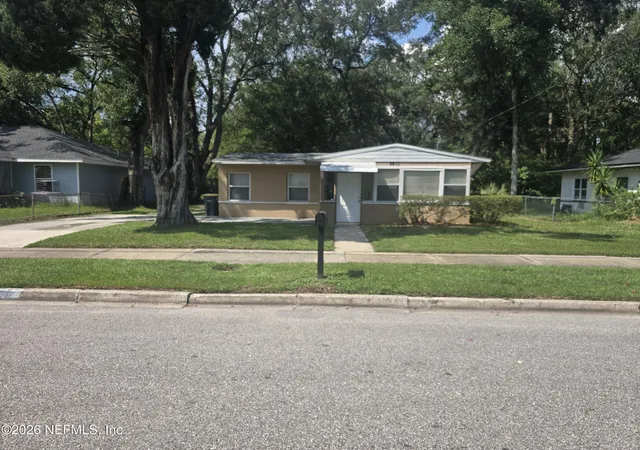 Photo 1 of Single family home for sale at 2611 Beaverbrook Pl, Jacksonville, FL 32254 | MLS# 2166202 | Listing updated on 2026-09-23
