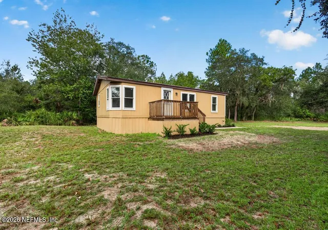 Photo 4 of Manufactured home for sale at 601 Hoover Rd, Palatka, FL 32177 | MLS# 2166080 | Listing updated on 2026-09-29