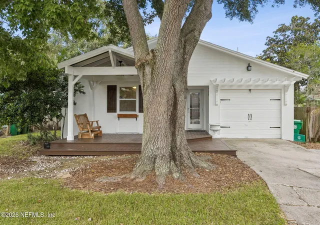 Single family home for sale at 909 16th Street N, Jacksonville Beach, FL 32250 | MLS# 2165905