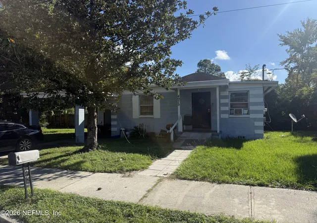 Photo 1 of Single family home for sale at 4975 Paris Ave, Jacksonville, FL 32209 | MLS# 2165993 | Listing updated on 2026-10-04