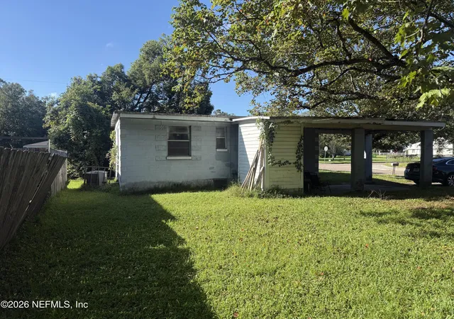 Photo 4 of Single family home for sale at 4975 Paris Ave, Jacksonville, FL 32209 | MLS# 2165993 | Listing updated on 2026-10-04