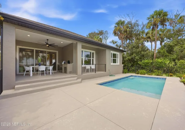 Photo 3 of Single family home for sale at 27 S Riverwalk Dr, Palm Coast, FL 32137 | MLS# 2166005 | Listing updated on 2026-10-04