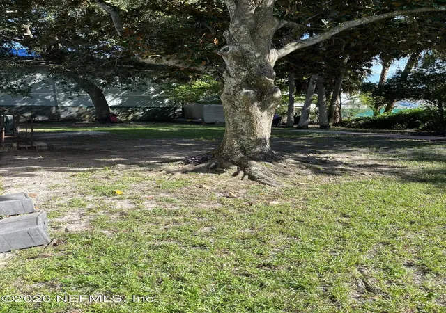 Photo 4 of Manufactured home for sale at 1428 Henry St, Jacksonville, FL 32233 | MLS# 2166046 | Listing updated on 2026-09-22