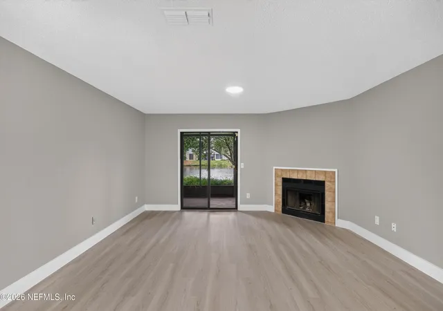 Photo 4 of Condo for sale at 3801 Crown Point Rd #2152, Jacksonville, FL 32257 | MLS# 2166109 | Listing updated on 2026-09-23
