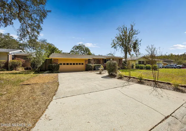 Photo 2 of Single family home for sale at 1727 Whitman St, Jacksonville, FL 32210 | MLS# 2166125 | Listing updated on 2026-09-23