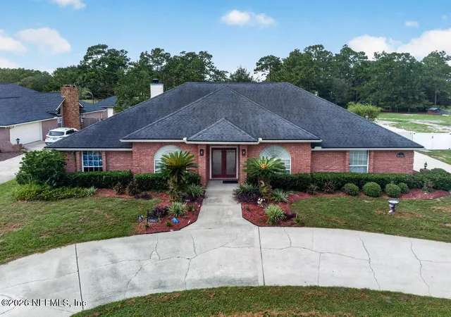 Photo 1 of Single family home for sale at 10087 Pebble Ridge Dr N, Jacksonville, FL 32220 | MLS# 2166161 | Listing updated on 2026-09-29