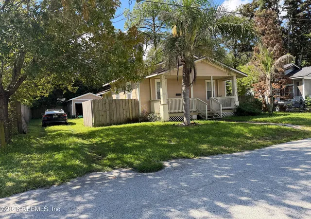 Photo 1 of Single family home for sale at 2720 Walton St, Jacksonville, FL 32207 | MLS# 2166156 | Listing updated on 2026-10-07