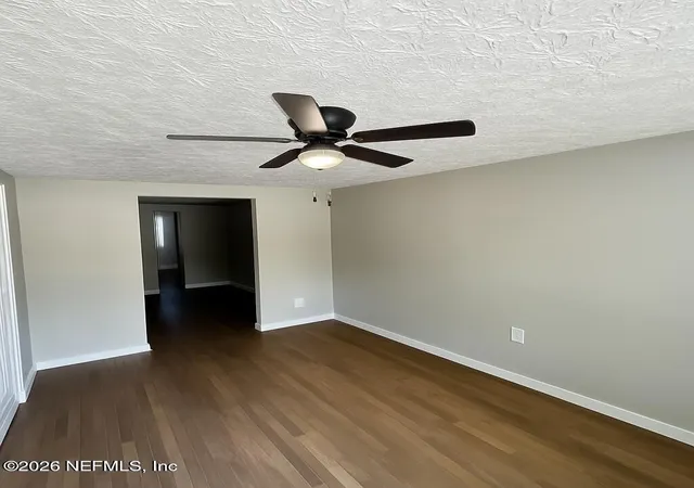 Photo 4 of Single family home for sale at 1109 Lake Shore Blvd, Jacksonville, FL 32205 | MLS# 2166217 | Listing updated on 2026-10-06