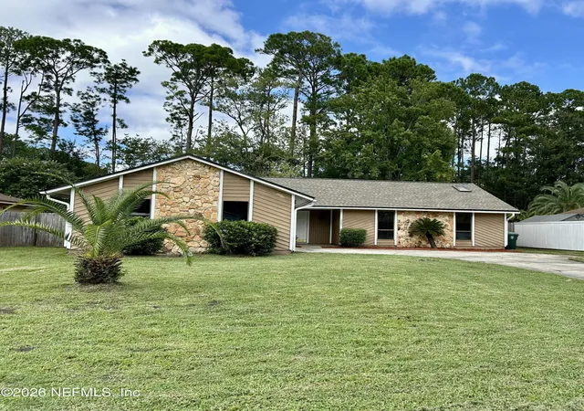 Single family home for sale at 3863 Cedar Cvs Ln, Jacksonville, FL 32257 | MLS# 2166643