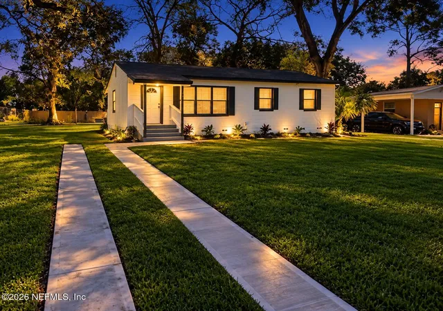 Single family home for sale at 10521 Briarcliff Rd E, Jacksonville, FL 32218 | MLS# 2166901