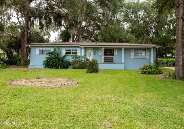 Photo 3 of Single family home for sale at 359 Se 4th Avenue, Melrose, FL 32666 | MLS# 2166772 | Listing updated on 2026-10-25