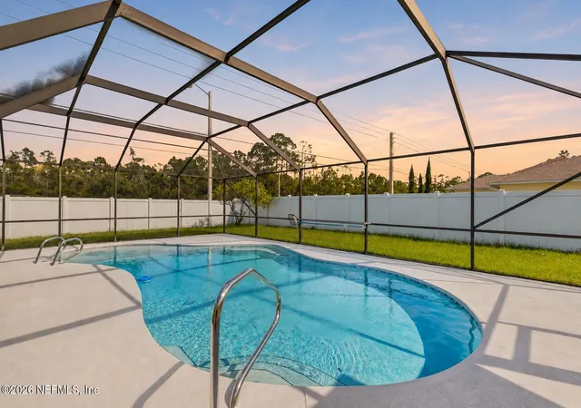 Photo 1 of Single family home for sale at 38 E Diamond Dr, Palm Coast, FL 32164 | MLS# 2166797 | Listing updated on 2026-10-19