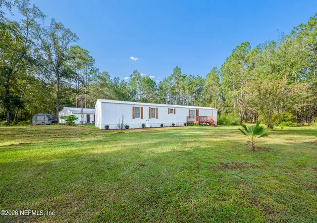 Photo 2 of Manufactured home for sale at 17396 S Ridgewood Dr, Glen Saint Mary, FL 32040 | MLS# 2167236 | Listing updated on 2026-10-02