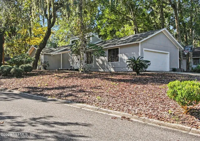 Photo 2 of Single family home for sale at 12082 Hidden Hills Dr S, Jacksonville, FL 32225 | MLS# 2169398 | Listing updated on 2026-10-30