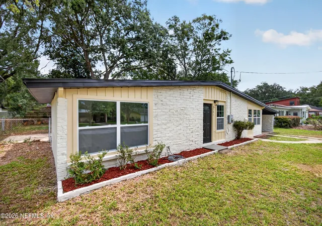 Single family home for sale at 3751 Pizarro Rd, Jacksonville, FL 32217 | MLS# 2167735