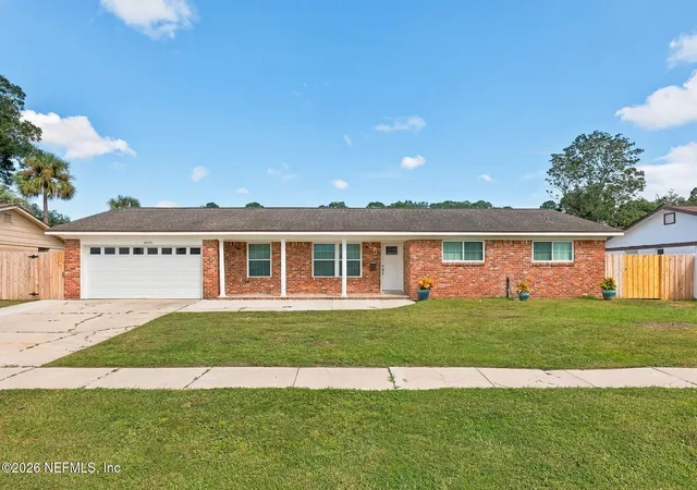 Photo 1 of Single family home for sale at 8833 Coventry Ct, Jacksonville, FL 32257 | MLS# 2167815 | Listing updated on 2026-10-29