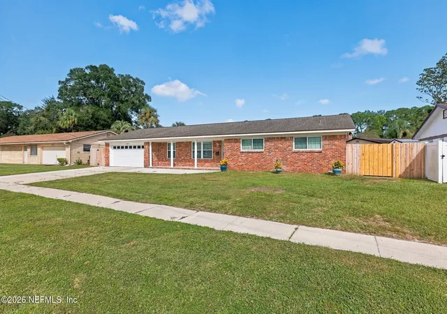 Photo 1 of Single family home for sale at 8833 Coventry Ct, Jacksonville, FL 32257 | MLS# 2167815 | Listing updated on 2026-10-29