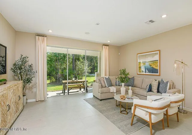 Photo 3 of Single family home for sale at 10 Armenia Ct, Palm Coast, FL 32137 | MLS# 2167920 | Listing updated on 2026-10-05