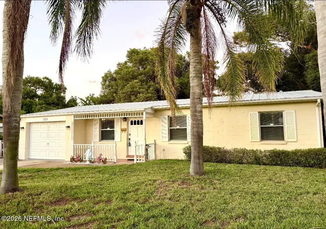 Photo 2 of Single family home for sale at 321 Chapel Rd, Saint Augustine, FL 32084 | MLS# 2168449 | Listing updated on 2026-10-25