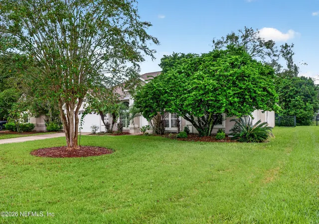 Photo 2 of Single family home for sale at 384 Maplewood Dr, Saint Johns, FL 32259 | MLS# 2168475 | Listing updated on 2026-10-26
