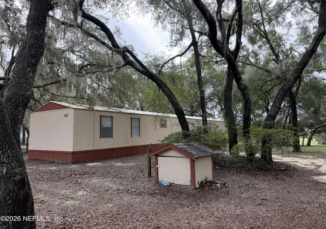 Photo 1 of Manufactured home for sale at 199 Lakeview Dr, Melrose, FL 32666 | MLS# 2168547 | Listing updated on 2026-10-27
