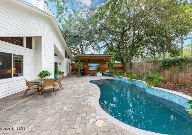 Photo 2 of Single family home for sale at 1105 Kings Rd, Neptune Beach, FL 32266 | MLS# 2168607 | Listing updated on 2026-10-27