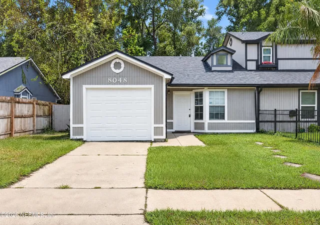 Townhouse for sale at 8048 Virgo St, Jacksonville, FL 32216 | MLS# 2170341