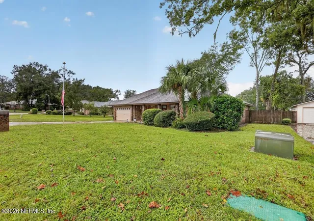 Photo 3 of Single family home for sale at 516 Rockwood Ct, Orange Park, FL 32065 | MLS# 2168770 | Listing updated on 2026-10-29