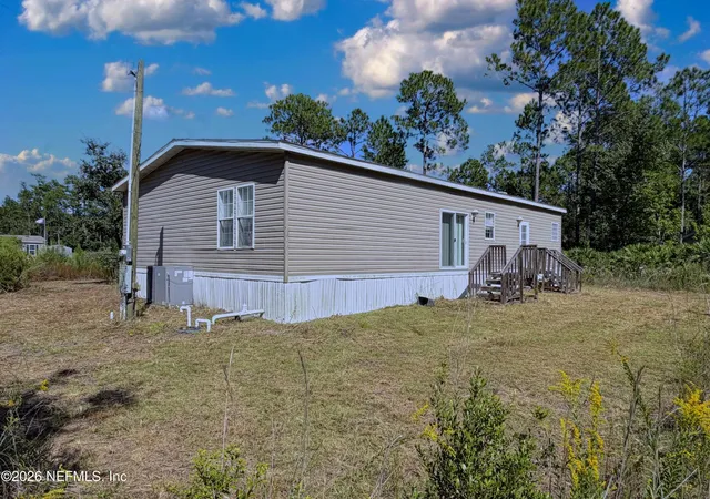 Photo 4 of Manufactured home for sale at 6255 Cherry Ln, Bunnell, FL 32110 | MLS# 2170445 | Listing updated on 2026-10-22