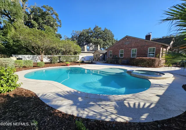 Photo 1 of Single family home for sale at 1237 Greenridge Rd, Jacksonville, FL 32207 | MLS# 2169414 | Listing updated on 2026-10-28