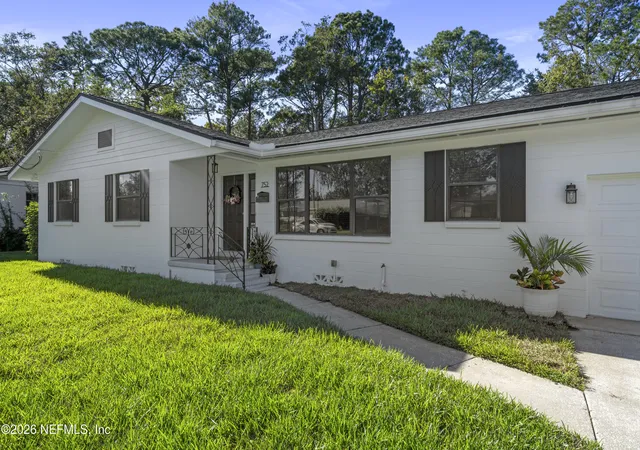 Single family home for sale at 752 Acapulco Rd, Jacksonville, FL 32216 | MLS# 2169694