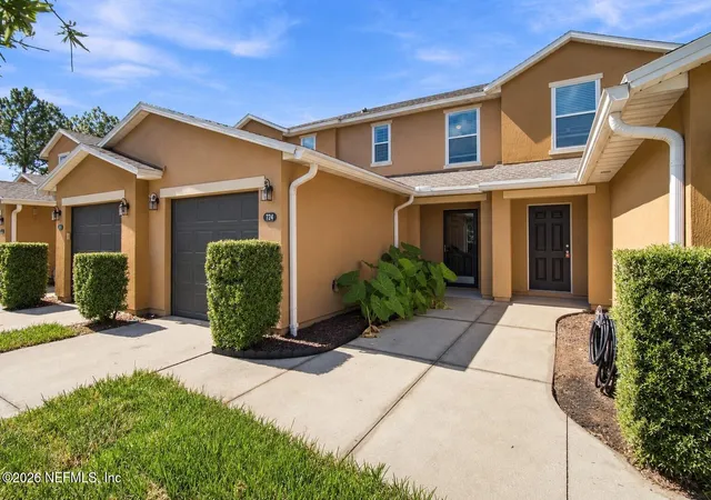 Photo 2 of Townhouse for sale at 724 Cabernet Pl, Saint Augustine, FL 32084 | MLS# 2169753 | Listing updated on 2026-10-26