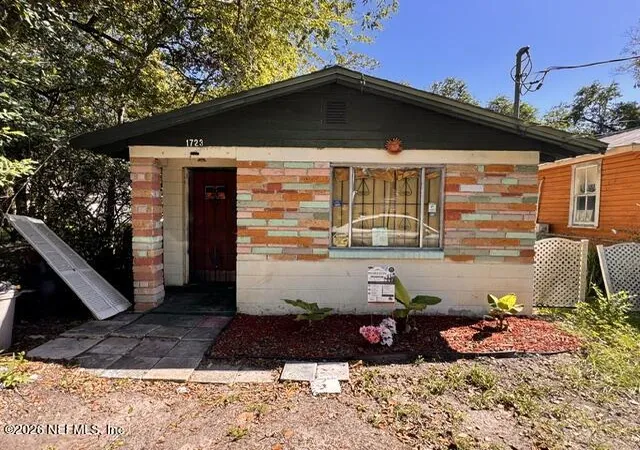 Single family home for sale at 1723 Fairfax St, Jacksonville, FL 32209 | MLS# 2169893