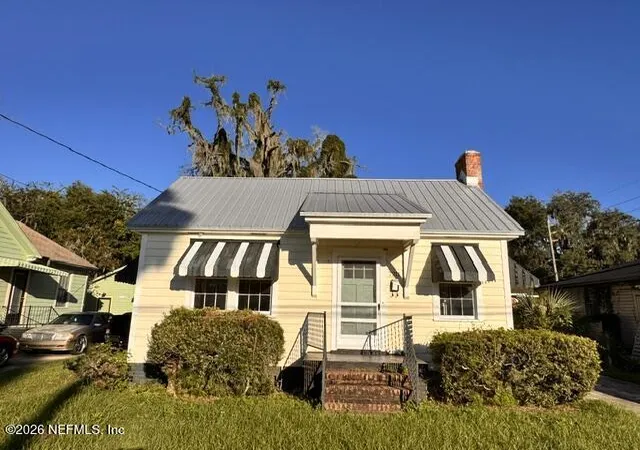 Single family home for sale at 7211 N Pearl St, Jacksonville, FL 32208 | MLS# 2170333