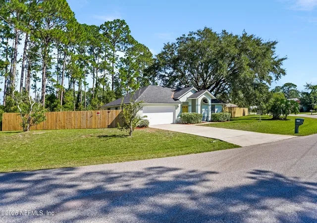 Photo 3 of Single family home for sale at 171 Bayside Dr, Palm Coast, FL 32137 | MLS# 2170747 | Listing updated on 2026-10-24