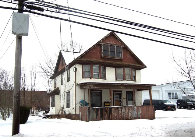 Photo 1 of Multi family home for sale at 416 E Center St, Medina, NY 14103 | MLS# R1588726 | Listing updated on 2026-08-30
