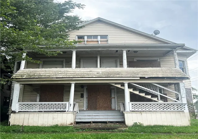 Photo 1 of Multi family home for sale at 419 William St, Elmira, NY 14901 | MLS# R1621474 | Listing updated on 2026-09-15