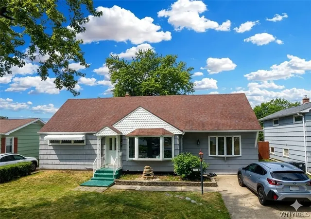 Photo 1 of Single family home for sale at 14 Dolphann Dr, Tonawanda, NY 14150 | MLS# B1621486 | Listing updated on 2026-09-24