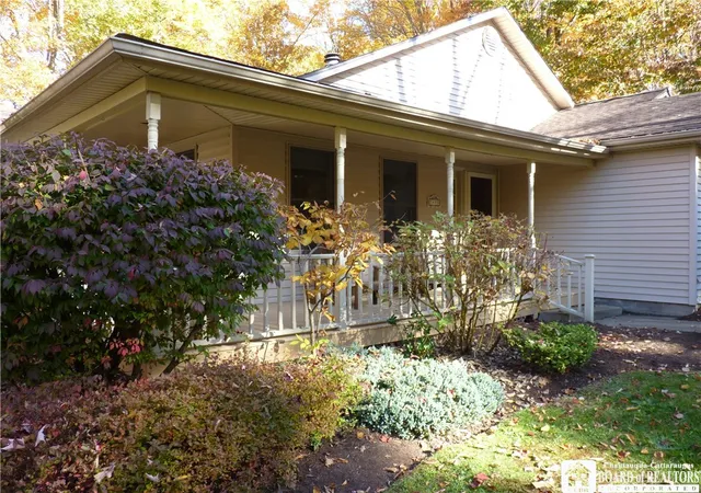 Photo 2 of Single family home for sale at 5480 Scandia Dr, Bemus Point, NY 14712 | MLS# R1636765 | Listing updated on 2026-09-11